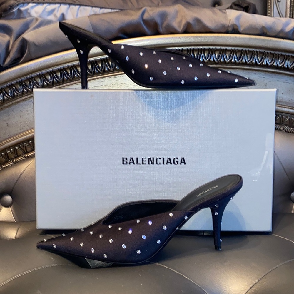 BALENCIAGA CAT HEELS